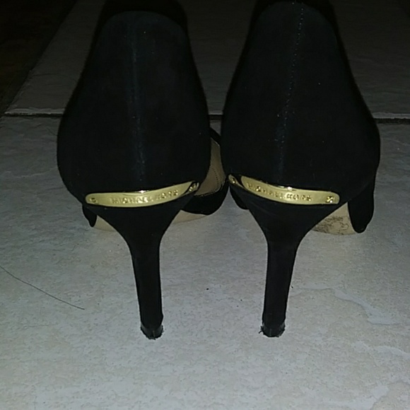 Shoes - Picture 2 of 4